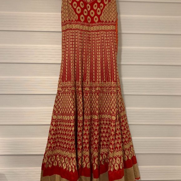 Red Classy Designer gown suit dress - Picture 1 of 6